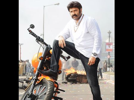 రేపు బాలయ్య గెలిస్తే డబుల్, ఓడితే సింగిల్...అదీ లెక్క!