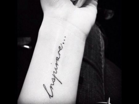 ఇలియానా అక్కడ టాటూ పొడిపించుకుంది(ఫొటో)