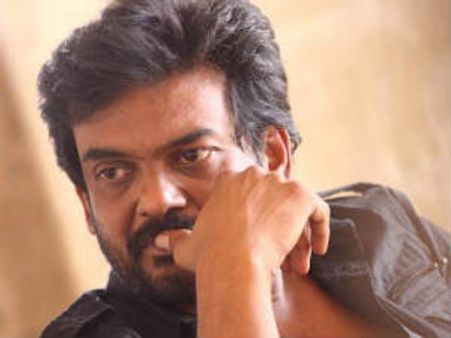 పూరి జగన్నాథ్ కి ఏమైంది... ఇలా చేస్తున్నాడు?