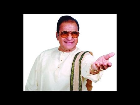 వెండితెర దైవం...మన ఎన్టీ రామారావు (ఫొటో ఫీచర్)