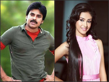 పవన్ కళ్యాణ్ మిస్ ఇండియాతో రొమాన్స్....?