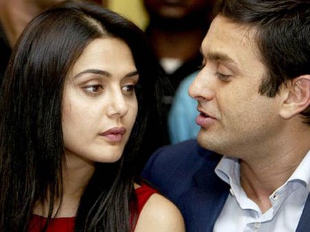 ప్రీతీ జింతా వివాదాస్పద లవ్ లైఫ్, ఎంత మందితో?