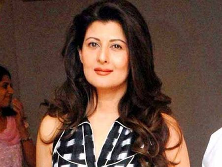 బూతు సీన్లు: నో చెప్పిన హైదరాబాదీ క్రికెటర్ మాజీ భార్య!