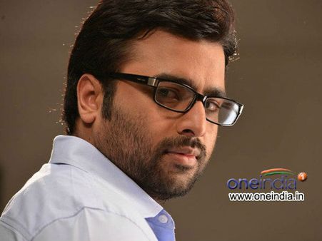 పవన్ సాధినేనితో కలిసి పని చేయనున్న నారా రోహిత్