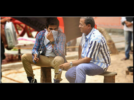 సీన్ అదిరింది, క్రెడిట్ ఆయనకే అంటూ రామ్ చరణ్ (ఫోటోస్)