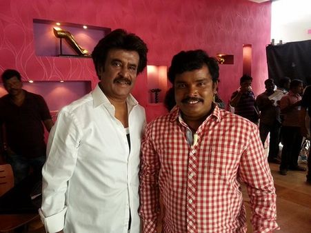 జన్మధన్యం: రజనీకాంత్‌తో సంపూర్ణేష్ బాబు (ఫోటోలు)