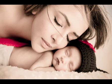 లక్ష్మీ మంచు కుమార్తె పేరు...ఫొటోలు