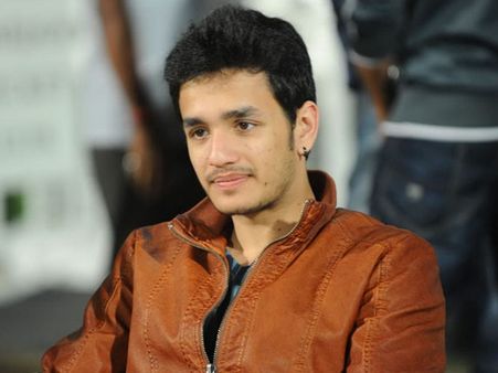 అక్కినేని అఖిల్ డిక్లేర్ చేసేసాడు