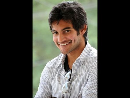 'పవనిజం 'అడ్డం పెడుతున్నాడు పని అవుద్దా ?