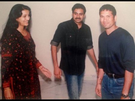 నిజమే ఇది పవన్ అరుదైన (ఫొటో)నే