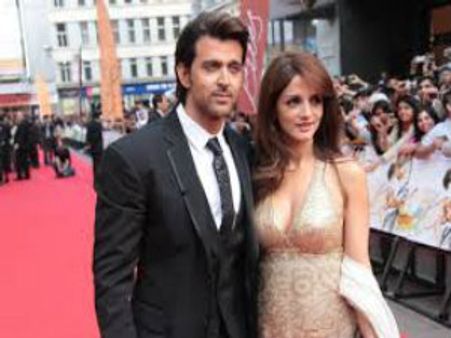 రూ. 400 కోట్ల భరణం అడుగుతున్న హృతిక్ భార్య?