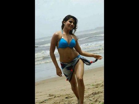 ఎక్కడచూసినా హాట్ సమంతనే (ఫొటో)