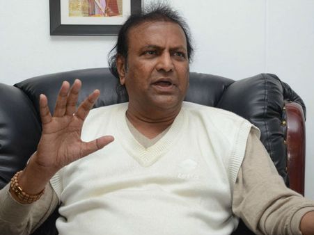 నిజమా? మోహన్ బాబు తన కొడుకును అలా...!