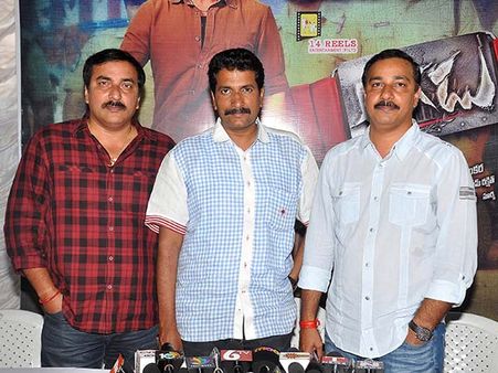 ‘ఆగడు’ ఎఫెక్ట్: నిర్మాతల మధ్య చీలిక?