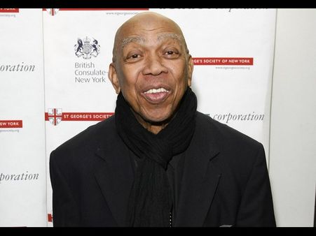 జేమ్స్‌ బాండ్‌ 'విలన్‌' మృతి