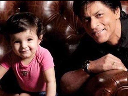 చిన్న కొడుకు ఎంట్రీ, రూ. 100 కోట్లు దాటిన కలెక్షన్!