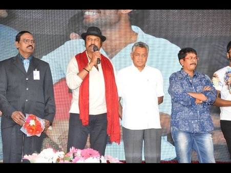 అమ్మాయిలు తమ నీడను కూడా నమ్మొద్దు: మోహన్ బాబు