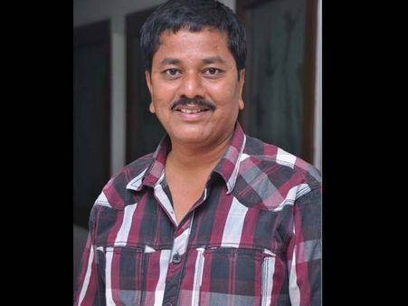 కరెంటుతీగ దర్శకుడిపై బెల్లంకొండ చీటింగ్ కేసు