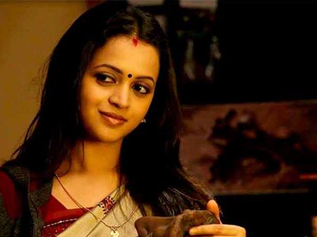 నిర్మాతను పెళ్లాడబోతున్న హీరోయిన్ భావన?