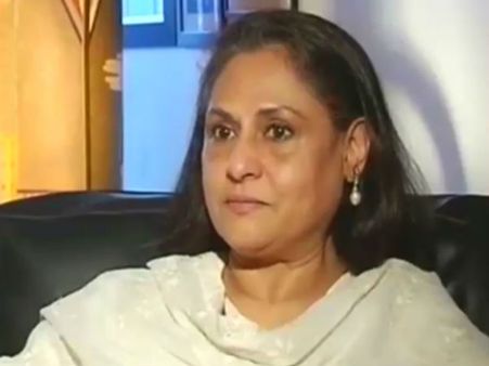 ‘హ్యాపీ న్యూ ఇయర్’ చెత్త: కొడుకు మూవీకి జయ షాక్