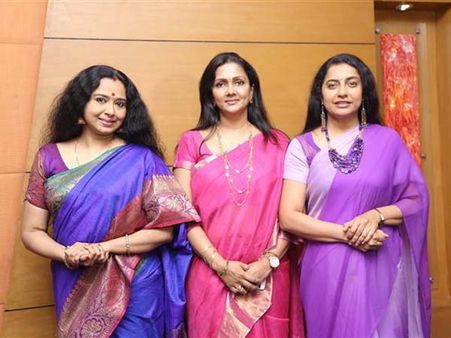 పురాణ స్త్రీలపై నృత్య రూపకంలో ప్రత్యేక పాత్రలో...