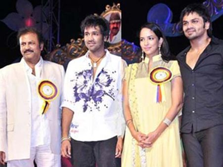 మేము సైతం: మంచు ఫ్యామిలీ కబడ్డీ గేమ్, లక్ష్మి కూడా...