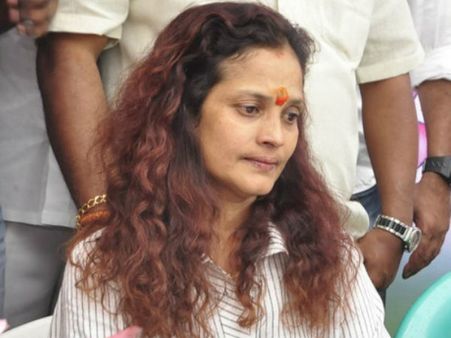 ఆరోగ్య విషయమై శ్రీహరి వైఫ్ డిస్కో శాంతి వివరణ