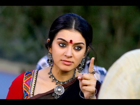 ‘చంద్రకళ’గా భయ పెట్టబోతున్న హన్సిక (ఫోటోస్)