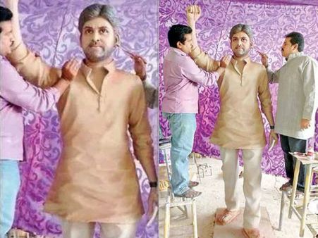 డౌటే: ఆవిష్కరణకు పవన్ కళ్యాణ్ వస్తారా?