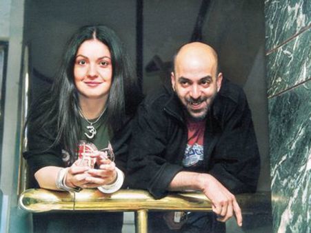 హాట్ సినిమాల భామ...భర్తతో విడిపోయింది!