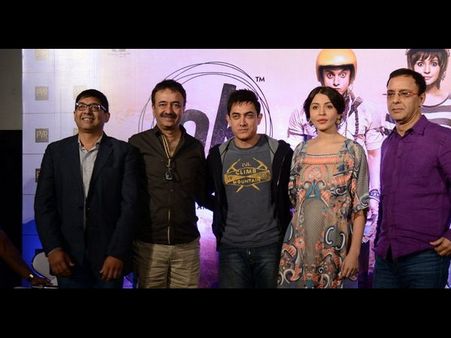 పికె ప్రెస్ మీట్ : రాజమౌళిపై అమీర్ ఖాన్ ప్రశంసలు(ఫోటోస్)