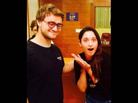 తమన్నా... అతన్ని 'హర్రీ పొట్టర్' చేసేసింది(ఫొటో)