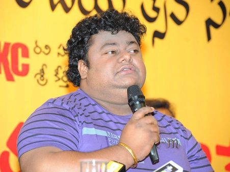 చక్రి మృతి పట్ల చిరంజీవి, బాలయ్య, రామానాయుడు సంతాపం