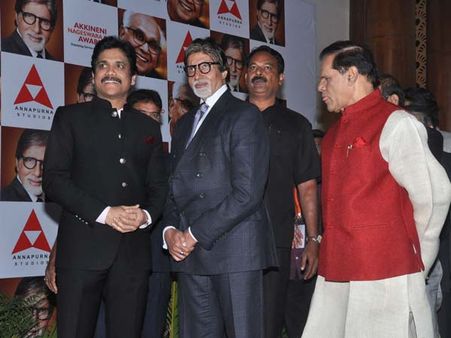 ఏఎన్ఆర్ పురస్కారం: హైదాబాద్‌లో అమితాబ్ సందడి