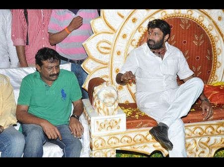 ఘనంగా 'లెజెండ్‌' 275 డేస్ విజయోత్సవం(ఫొటోలు)