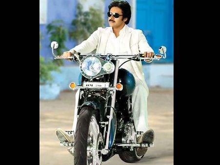 పవన్ కళ్యాణ్ ‘గోపాల గోపాల’ బైక్ దక్కించునే ఛాన్స్