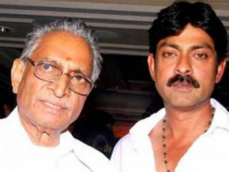 రాజులా బతికారు, చాంబర్‌కు తీసకెళ్లడంలేదు: జగపతి