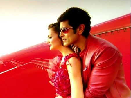 ‘ఐ’ సినిమాకు వ్యతిరేకంగా హిజ్రాల ఆందోళన