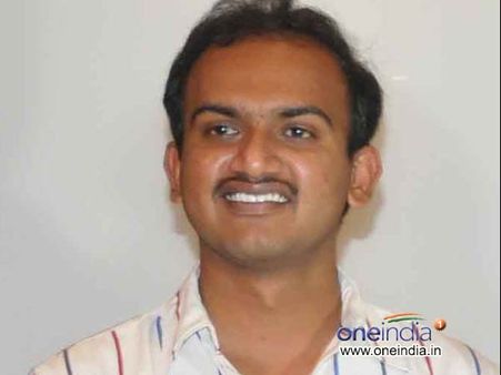 'వెంకటాద్రి ఎక్సప్రెస్' డైరక్టర్ తో...'మిర్చి' నిర్మాతలు