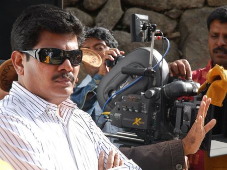 శంకర్ 'రోబో 2' ఫస్ట్ లుక్ ఎప్పుడంటే