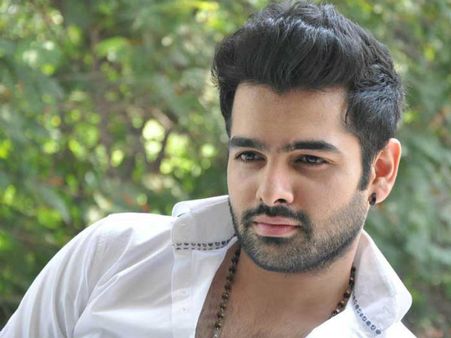 'పండగ చేస్కో' లో రామ్ క్యారక్టరైజేషన్