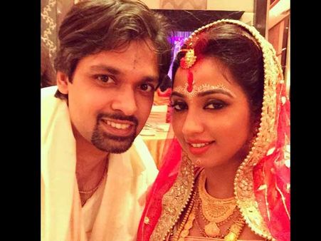 బాయ్ ఫ్రెండును పెళ్లాడిన సింగర్ శ్రేయా ఘోషల్