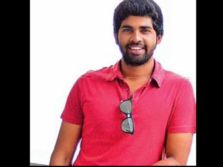 రాజమౌళి కొడుకు చేతికి 'టెంపర్' షో