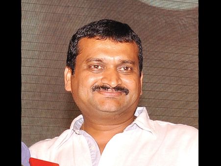 మెగా క్యాంపు: నాకు, ఎన్టీఆర్ మధ్య గొడవలు పెట్టాలనే...!