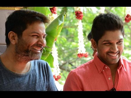 బన్నీ-త్రివిక్రమ్ మూవీ రైట్స్ భారీ ధరకు కొన్న మాటీవీ