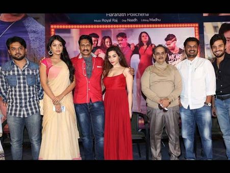 మళ్లీ వచ్చేసాడు...ఈ సారి ఏం తీసాడో? (వీడియో)