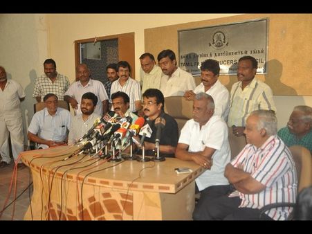 పెద్ద హీరోలకు షాక్: తమిళ నిర్మాత సంచలన నిర్ణయం