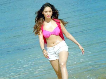 ఇప్పుడిక ఫుల్ మీల్స్ : రీమేక్ లో హీరోయిన్ గా తమన్నా