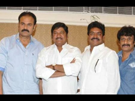 ‘మా’ రాజకీయం: రాజేంద్రప్రసాద్ ఒంటరయ్యారా?