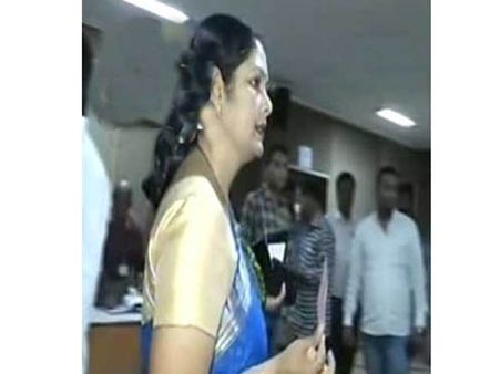 'మా' అధ్యక్ష ఎన్నిక ‌:పోలింగ్ ఫొటోలు